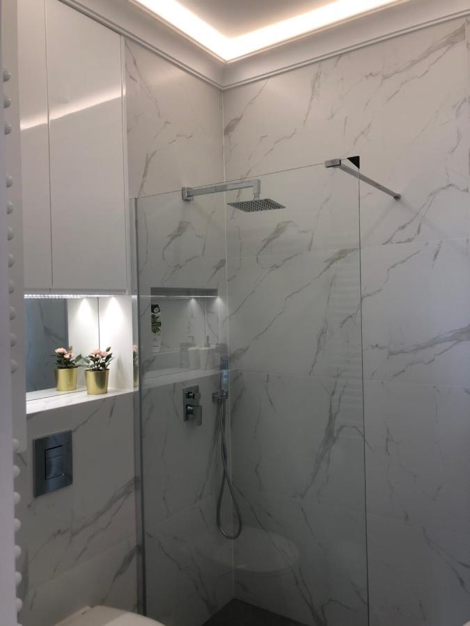 ワルシャワApartament Grazyna Stanczykaアパートメント エクステリア 写真
